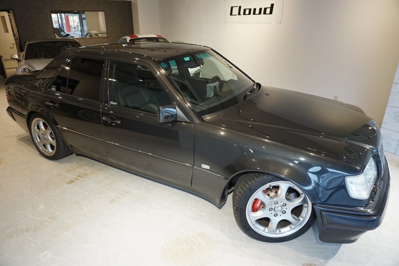 メルセデスベンツ Eクラス E500 左H 専門店整備 ブルーブラック RECARO