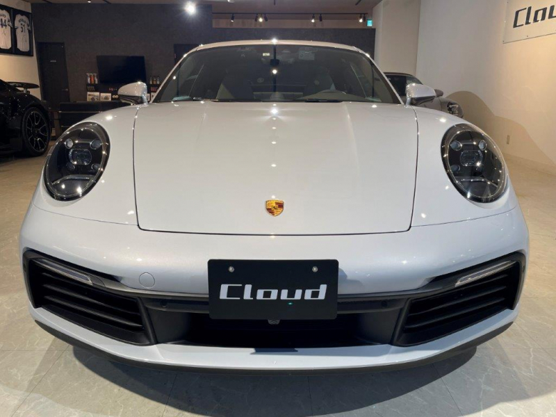 ポルシェ　911 ダカール (アイス・グレー・メタリック) チェイスカー アイスグレーメタリックのポルシェ911にコーティング施工